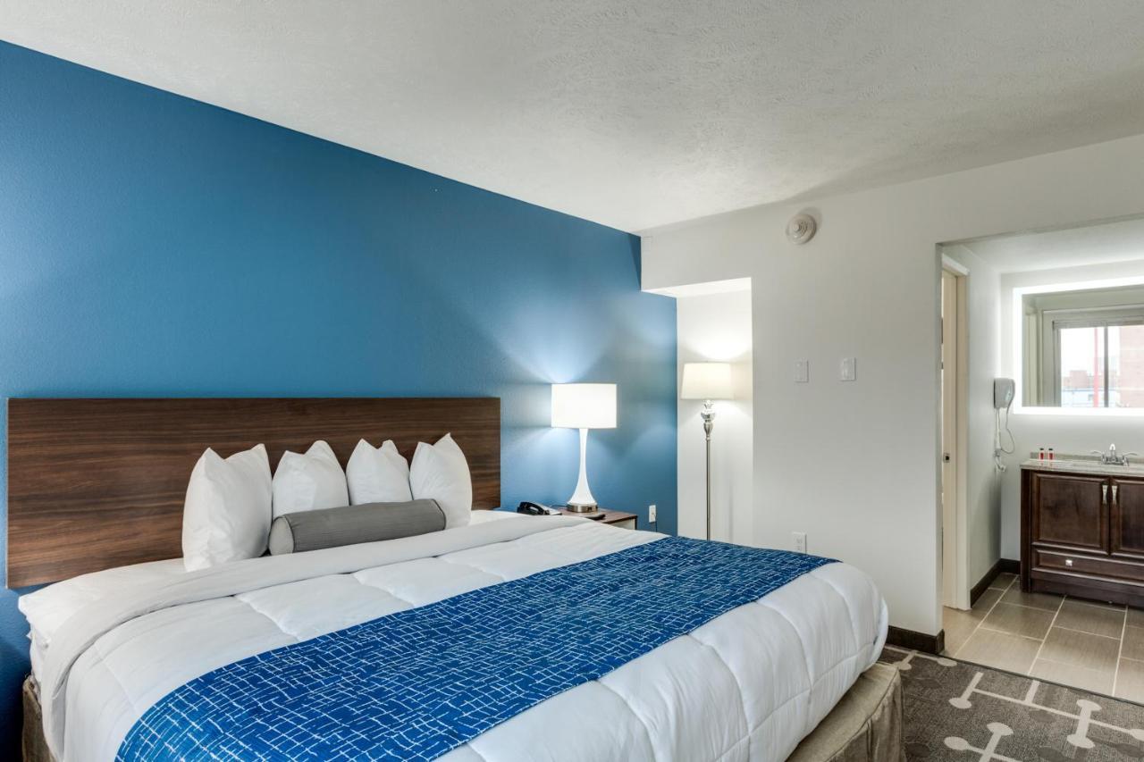 Baymont By Wyndham Spokane Exterior foto